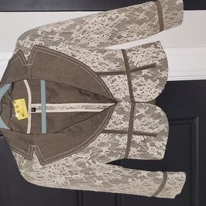 BEBE Romantic lace blazer coat jacket rare size 0